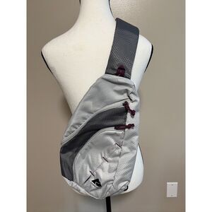 Ozark Trail two-tone gray unisex Sunset sling.